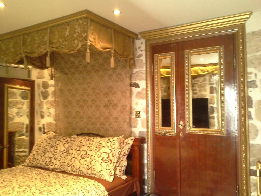 Cattaro Royale Apartment Стая снимка