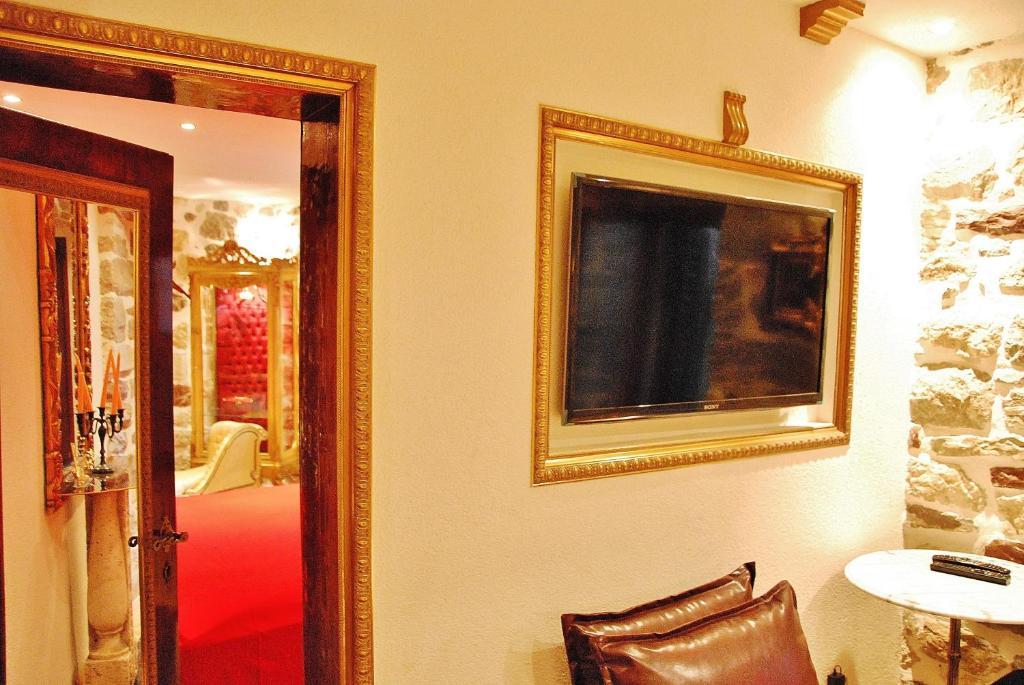 Cattaro Royale Apartment Екстериор снимка